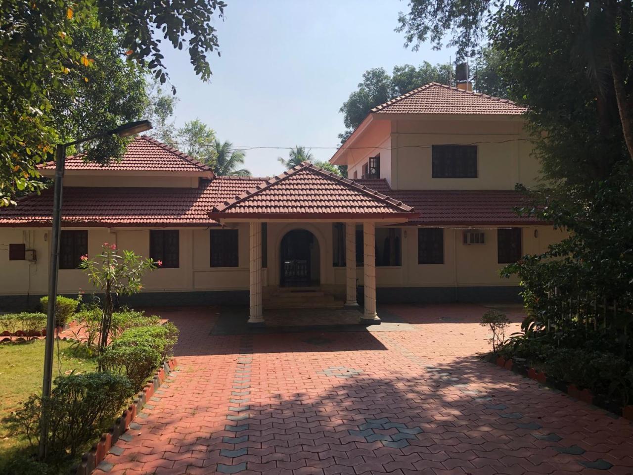 Ayuryogashram Heritage Thrissur 외부 사진